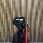 Suzuki 15 HP EFI Powertilt outboard engine